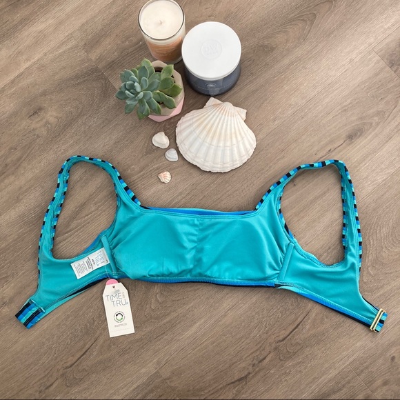 time & true | BNWT | size xs | blue stripe bathing suit top w removable pads - Picture 7 of 9